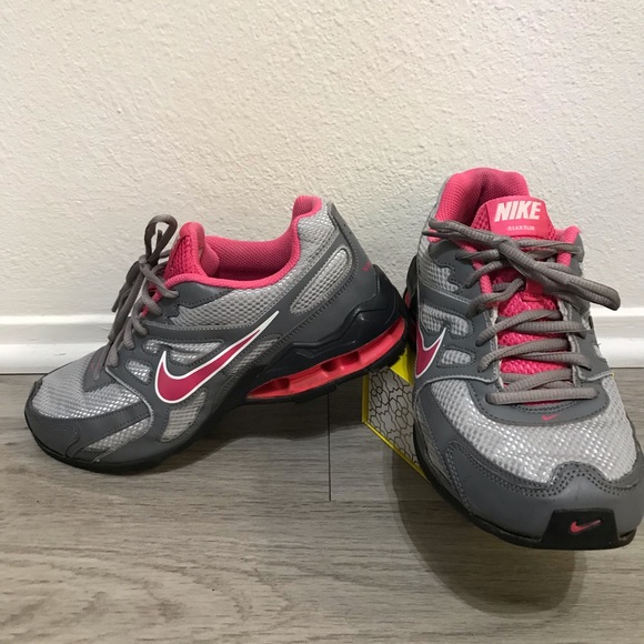 Nike Shoes - Nike grey and pink relax run